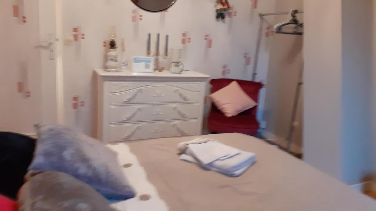 Chambre D'Hote "Chambre Dans Une Maison Pleine De Vie" Paris Bagian luar foto